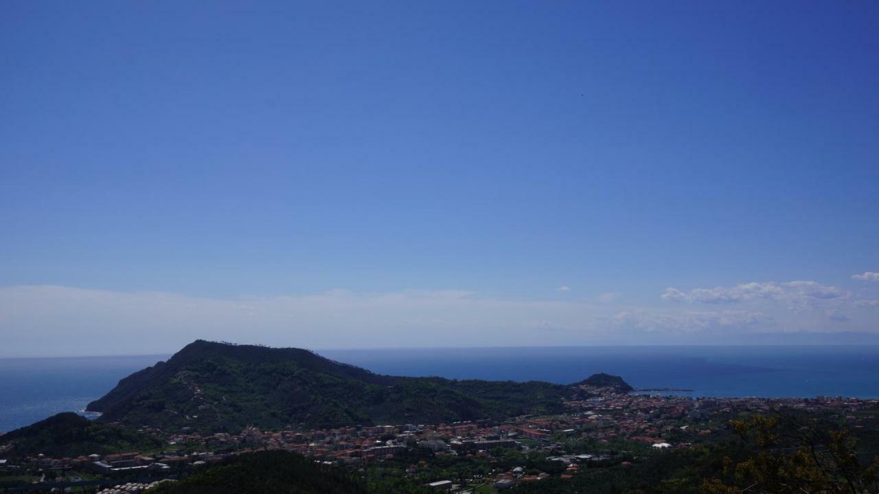 Villa Crassula Casarza Ligure Eksteriør billede